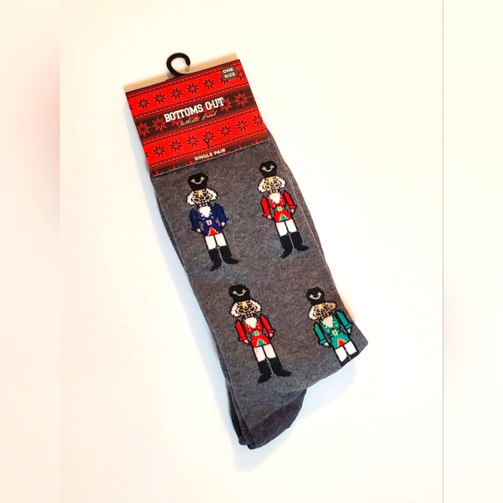 Christmas Holiday Nutcracker Men's Crew Socks Shoe Size OSFM